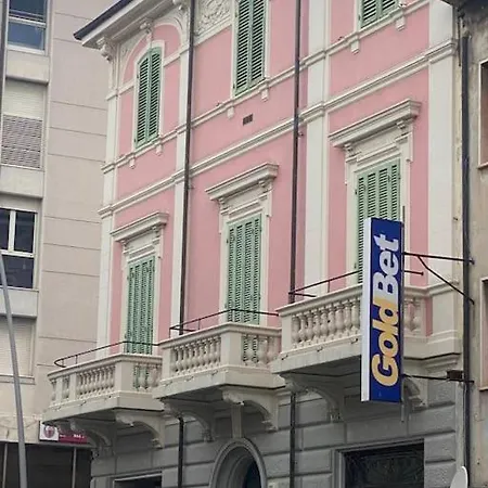 Ampio Apartamento *