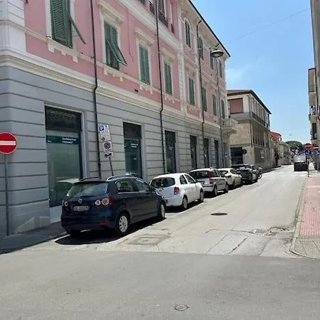 Apartamento Ampio Viareggio